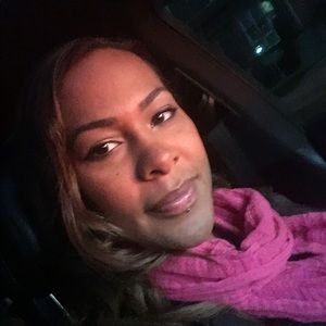 Meet your Posher, Jazmin